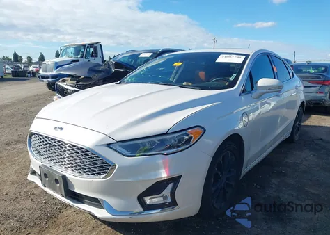 2020 Ford Fusion Plug-In Hybrid Titanium from USA, damaged, VIN 3FA6P0SU4LR149575